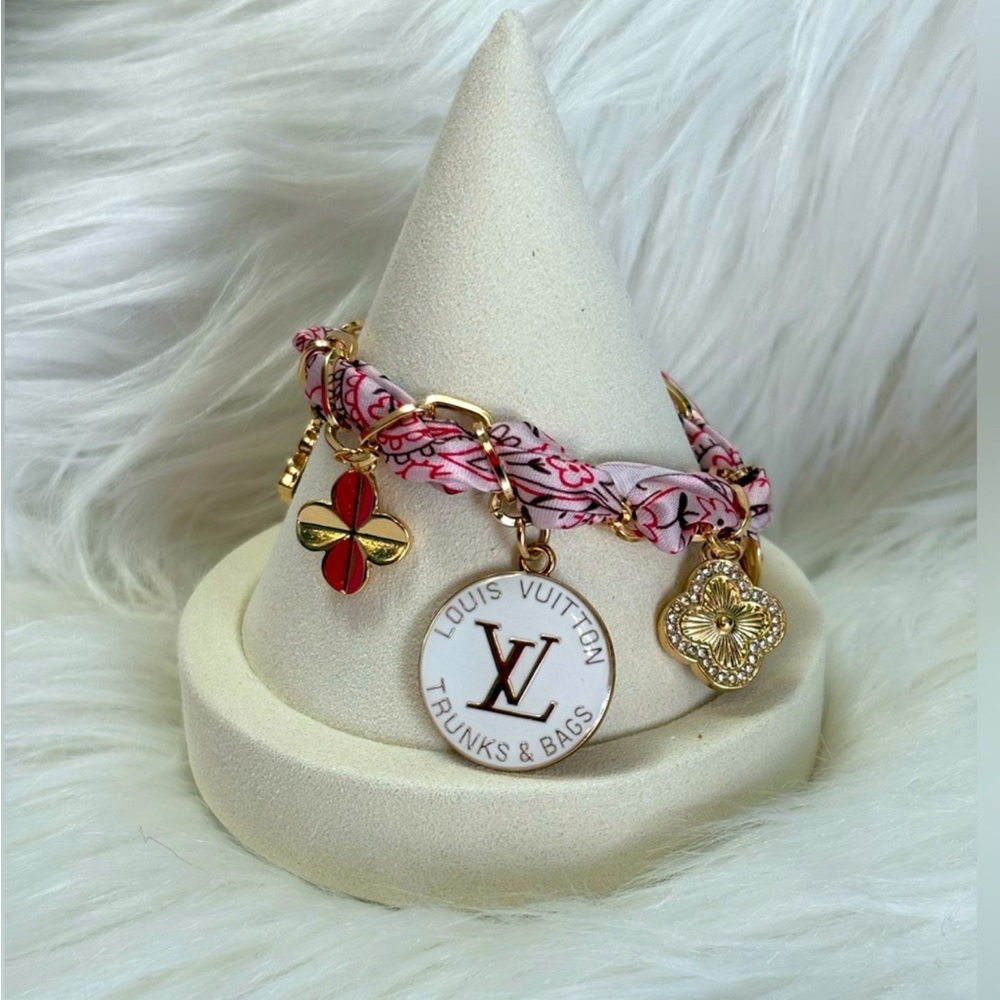 LV Stamped Zipper Pull Pink and Gold Charm Bracelet
